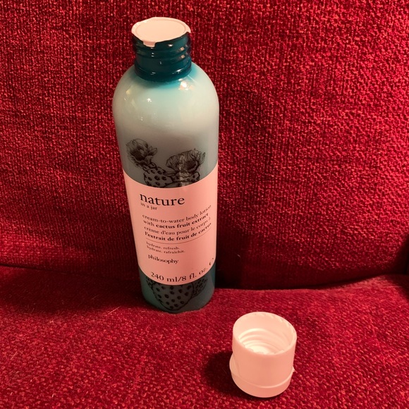 Cream-to-Water Body Lotion w/Cactus Fruit Extract - Picture 3 of 5